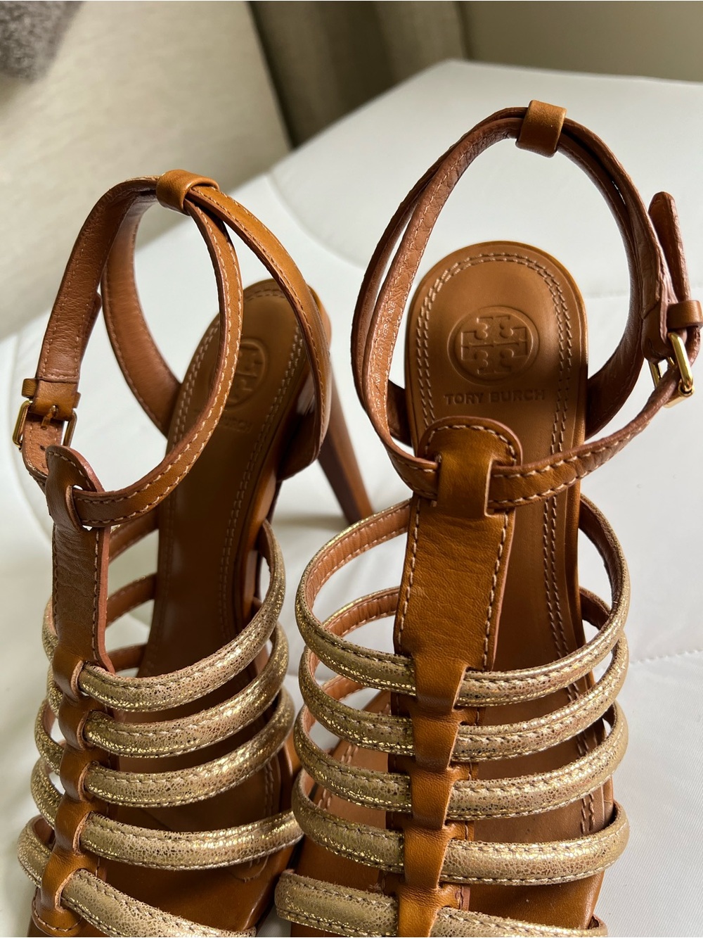 Tory Burch Leather Charlene Women's Tan and Gold Gladiator Heel Sandals size 7.5 - Picture 9 of 9
